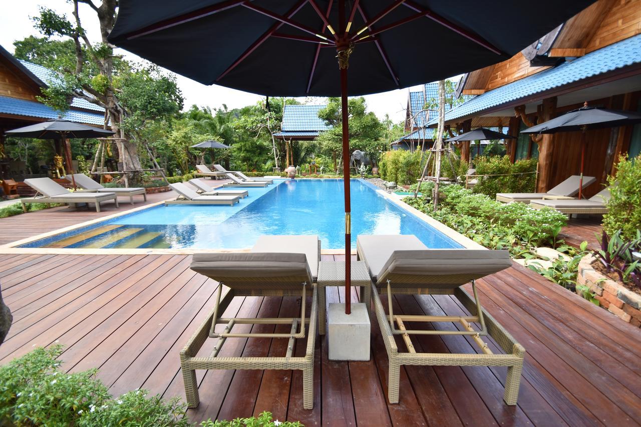 The Nine Thipthara Klongson Resort Баннонгтхале Экстерьер фото