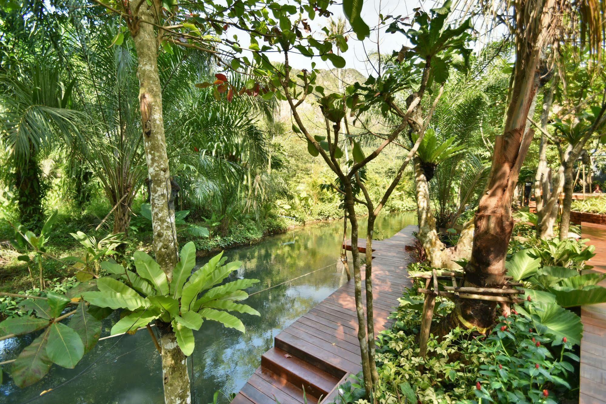 The Nine Thipthara Klongson Resort Баннонгтхале Экстерьер фото