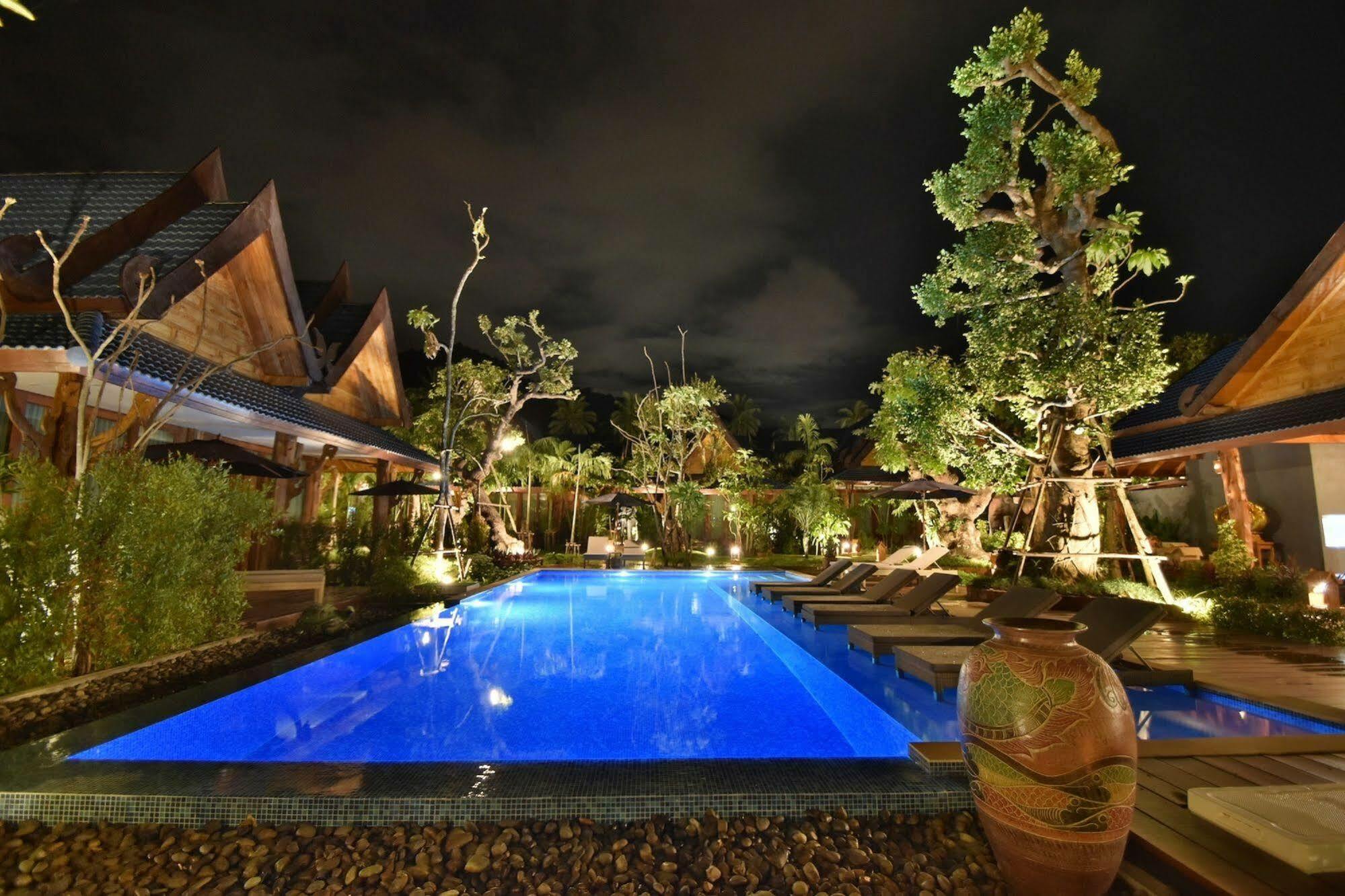 The Nine Thipthara Klongson Resort Баннонгтхале Экстерьер фото